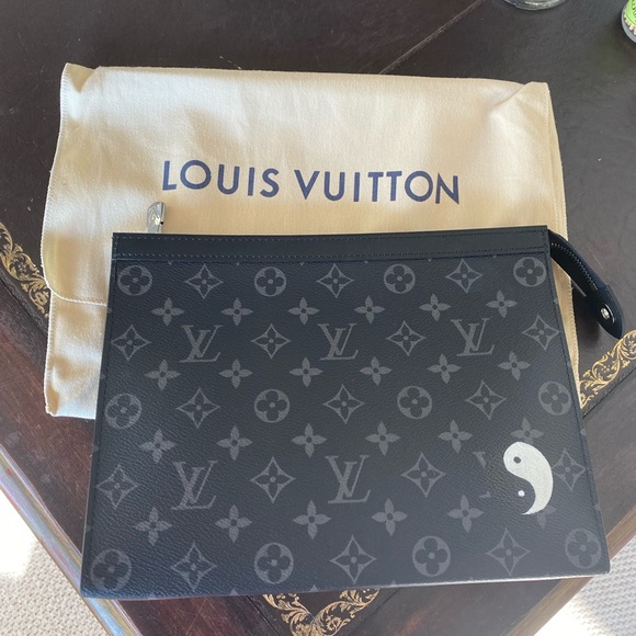 Louis Vuitton PortfolioFrom the 2022 CollectionGrey Coated Canvas